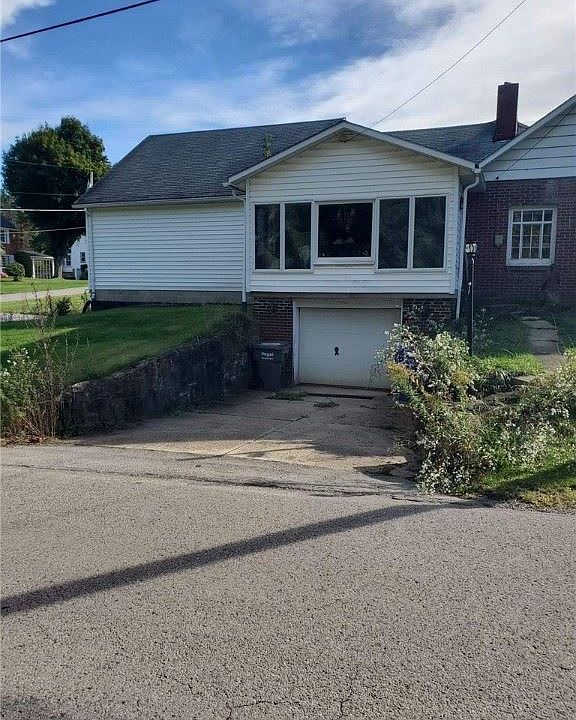 1st image of 208 Milheim Dr