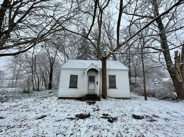 697 W Grand Ave, Muskegon, MI 49441