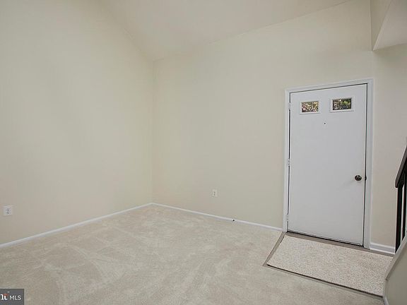5th image of 16816 Malabar St