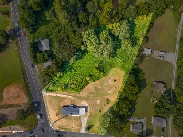 5706 Sandy Ford Rd, Chesnee, SC 29323