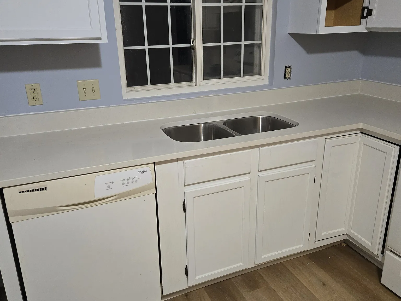 2 bed, 900 sqft, $1,400 — Photo 1