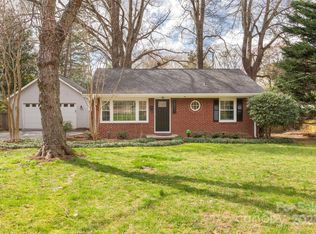 1801 Merry Oaks Rd, Charlotte, NC 28205