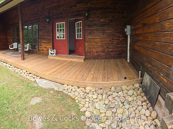 3rd image of 82 Bay Lake Rd