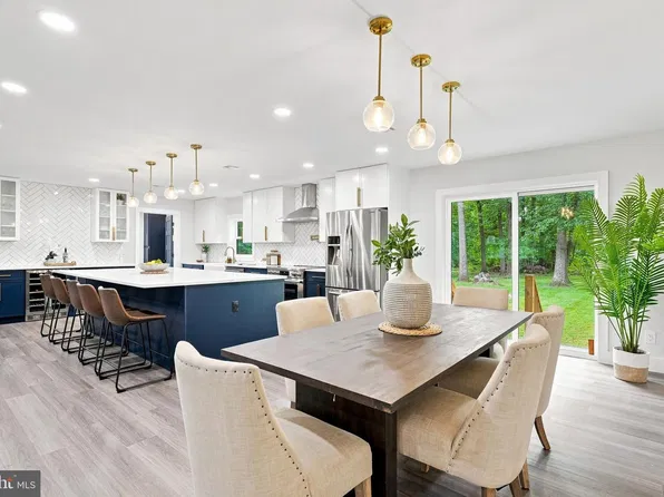 11 Stoopville Rd, Newtown, PA 18940