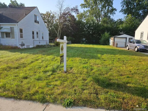 24705 Cooke St, Dearborn, MI 48124