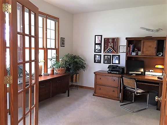3rd image of 2049 Conde Ct
