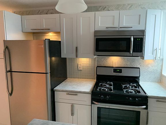 3rd image of 759 S 19th St Floor 3
