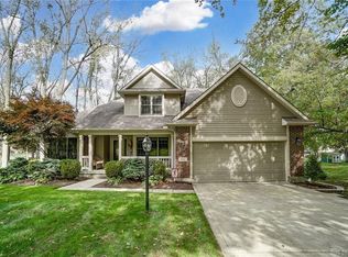 1102 Woodhaven Ct, Springfield, OH 45503