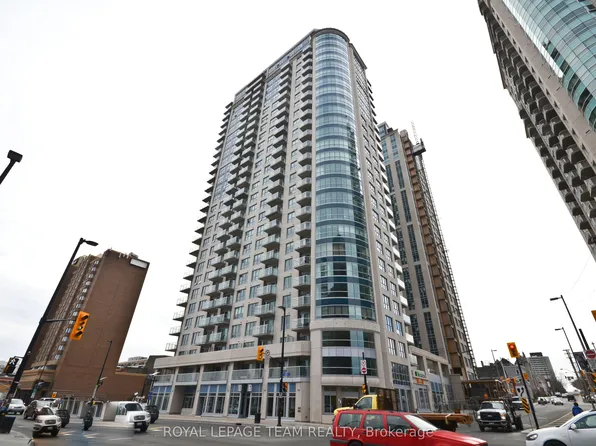 242 Rideau St, Ottawa, ON