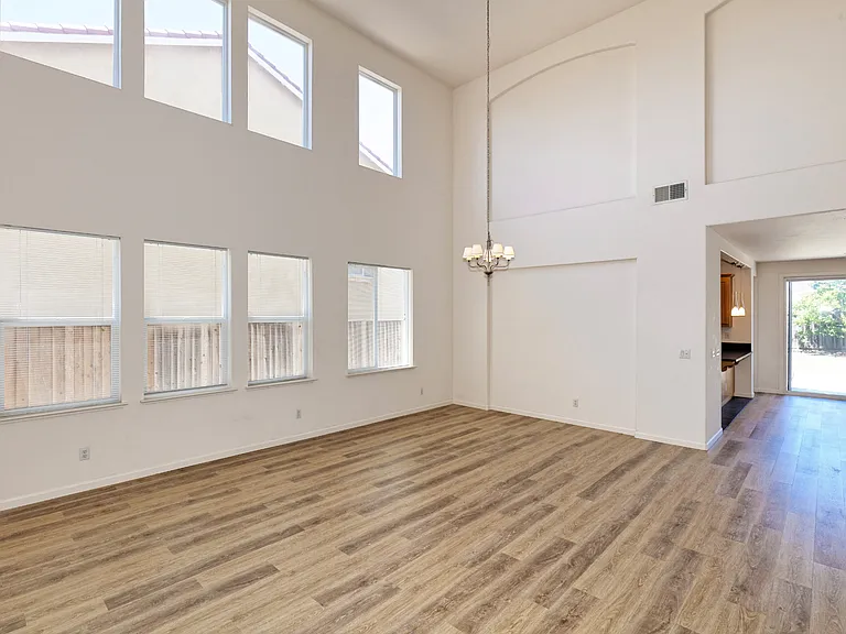 3335 Park Ridge Dr — Photo 9