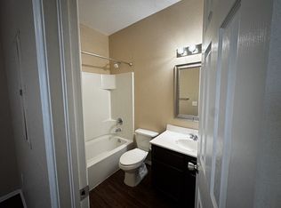2521 Robert Wynn St APT 4, El Paso, TX 79936