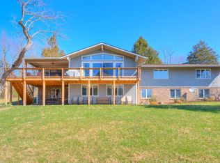 1425 Falcon Ridge Rd, Blacksburg, VA 24060