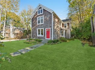 10 Maunakea St, Sag Harbor, NY 11963