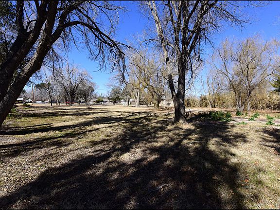 3rd image of 5032 Montoya Dr