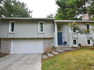 1712 S Sycamore Ct, Bloomington, IN