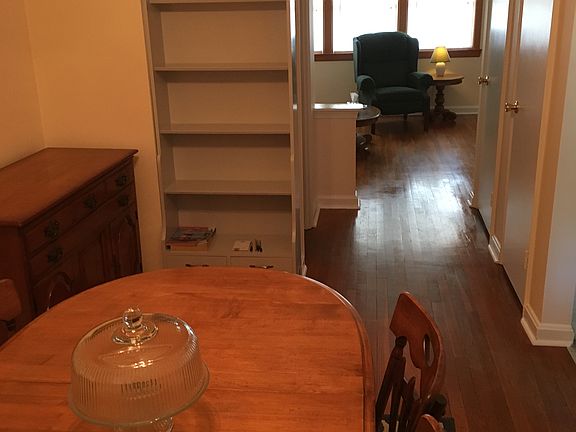 Dining room (off living room