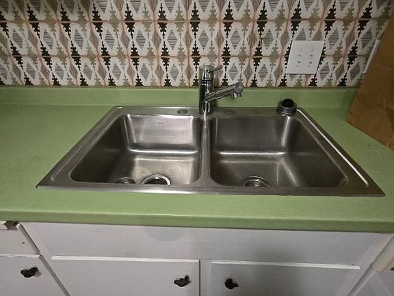 2nd image of 777 Hemlock Ave APT 4