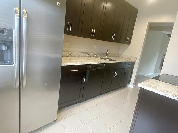 2nd image of 310 Laverne Ave