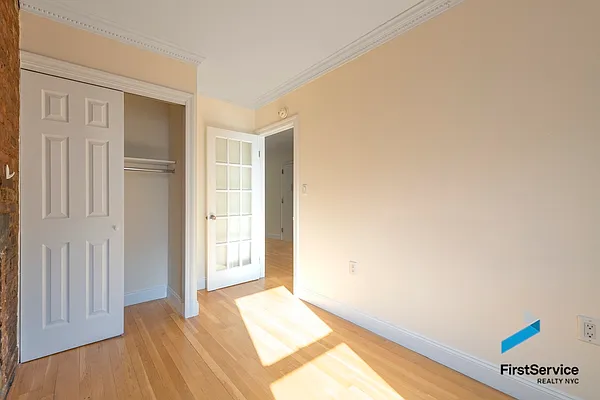 Rented by FirstService Realty (legacy) | media 16