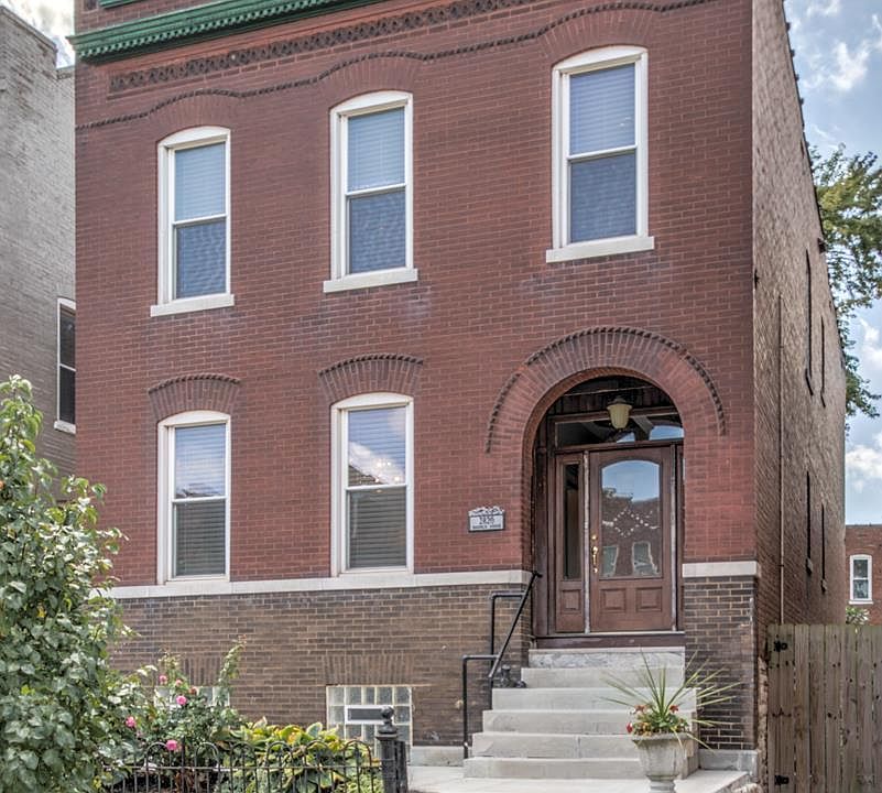 1st image of 2820 Magnolia Ave