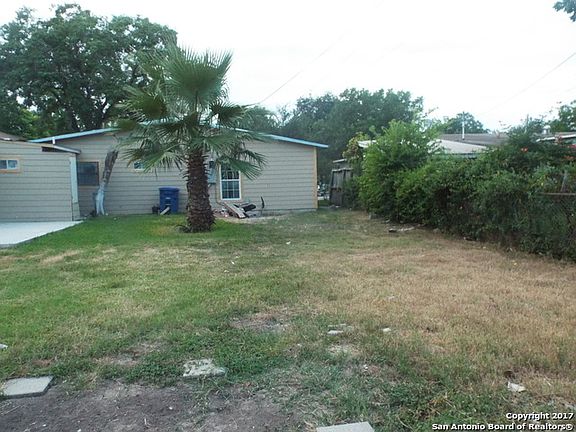 3rd image of 306 E Vestal Pl