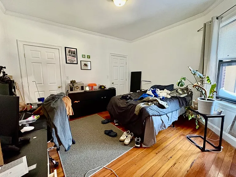 231 Harvard Ave #1 — Photo 5