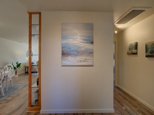 220 Indian Creek Drive, Santa Rosa, CA 95409