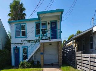 5918 Avenue R, Galveston, TX 77551