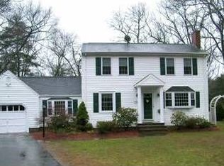 77 Pocahontas St, Walpole, MA 02081