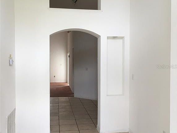 5th image of 7902 Canary Palm Ct