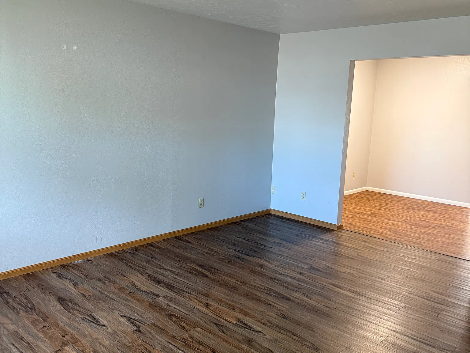 3 bed, $1,350 — Photo 1