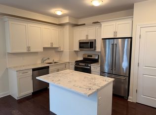 307 Gorge Rd UNIT 402, Cliffside Park, NJ 07010