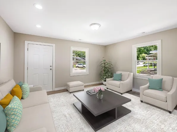 509 Solar Dr, Raleigh, NC 27610