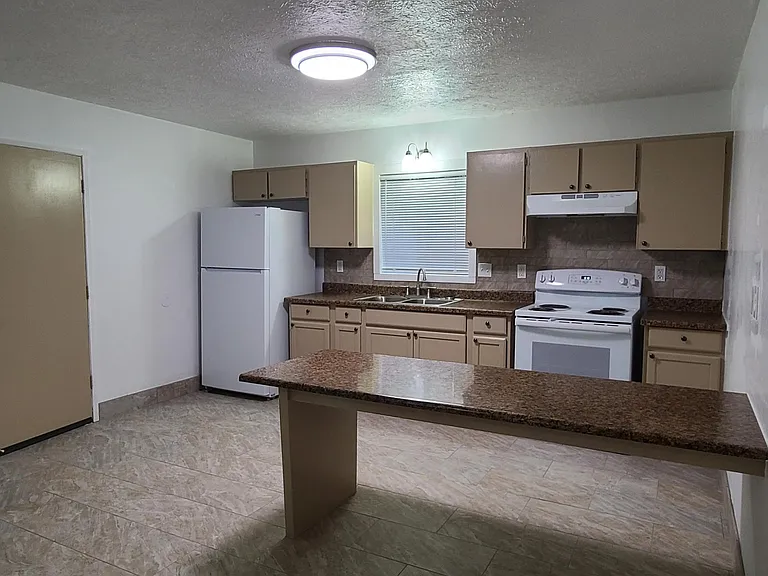 16-2067 Silversword Dr #A — Photo 4