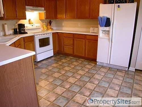 5th image of 1202 Brittany Point Ct