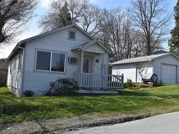 2nd image of 426 Woodland St