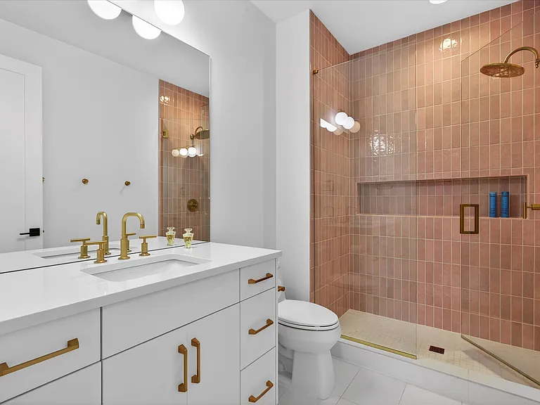 825 Ellis Ave — Photo 57
