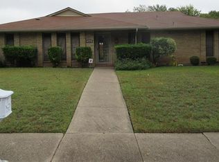 1212 Laurie Ave, Desoto, TX 75115