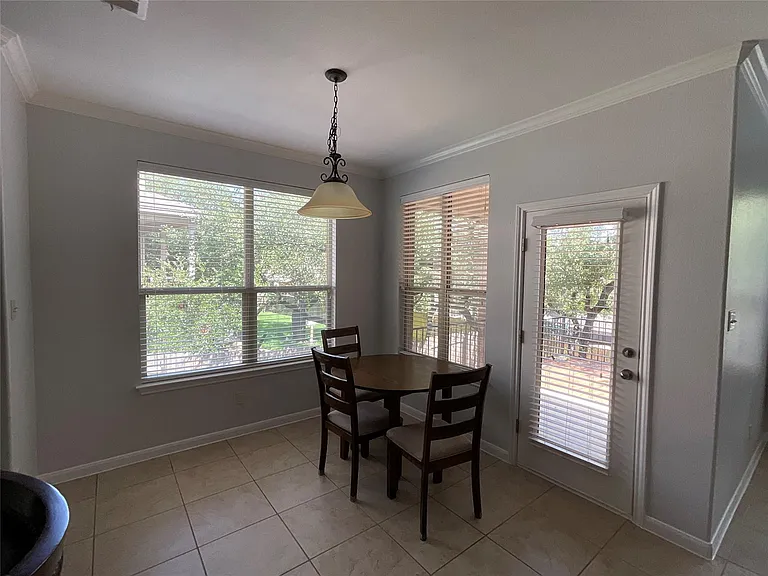 212 Choke Canyon Ln — Photo 14