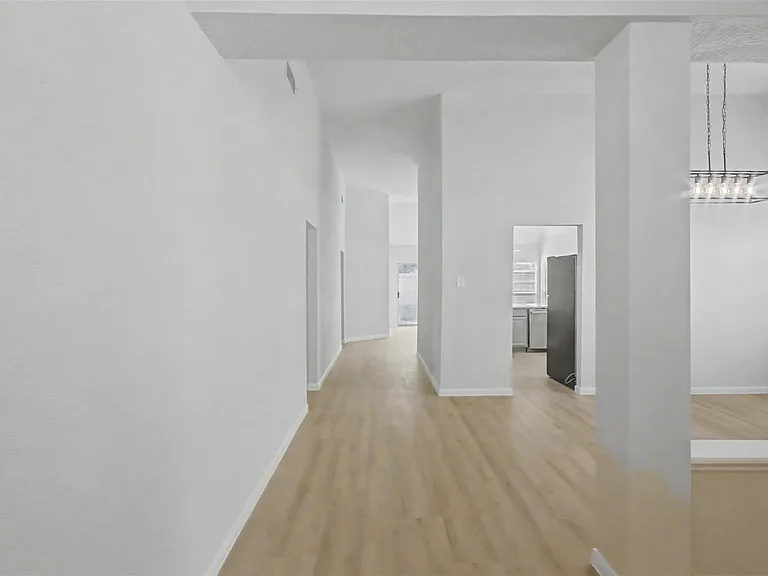 4351 Palmer Plantation Dr — Photo 2