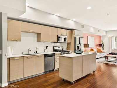 5016 Bakman Ave #205, North Hollywood, CA, 91601