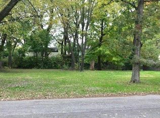 2748 Dombey Rd, Portage, IN 46368