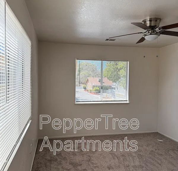 760 E Elm Ave #A — Photo 5
