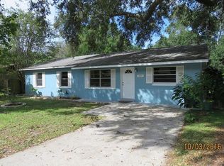 525 Fern Ave, Tavares, FL 32778