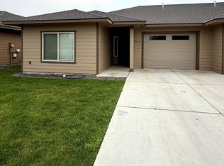 7910 Budsage Dr, Pasco, WA 99301