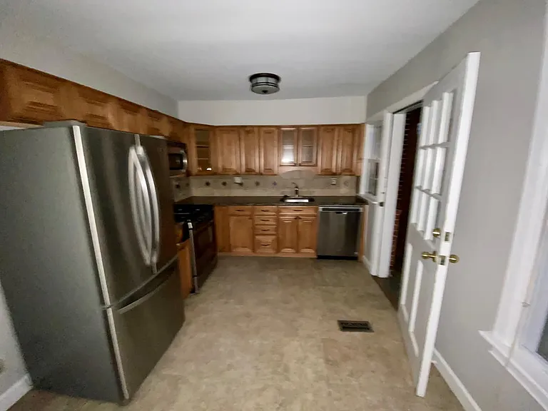 2630 S Troy St — Photo 18