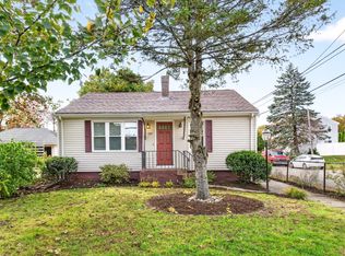 664 Rathbun St, Blackstone, MA 01504