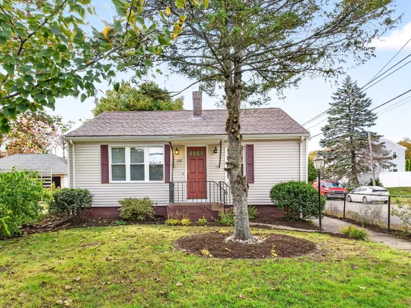 664 Rathbun St, Blackstone, MA 01504