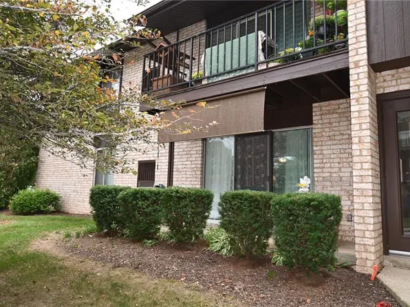 16415 Heather Ln #F103, Middleburg Heights, OH 44130