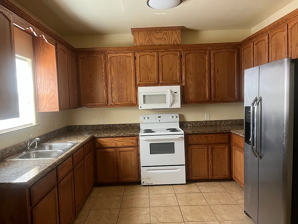 R & N PROPERTIES LLC